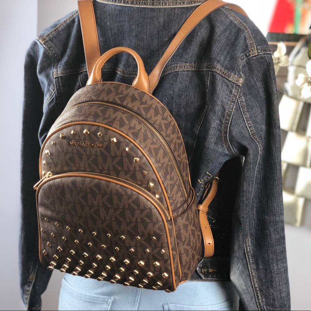 Michael KorsAbbey Studded Backpack 🎒 - Picture 4 of 8